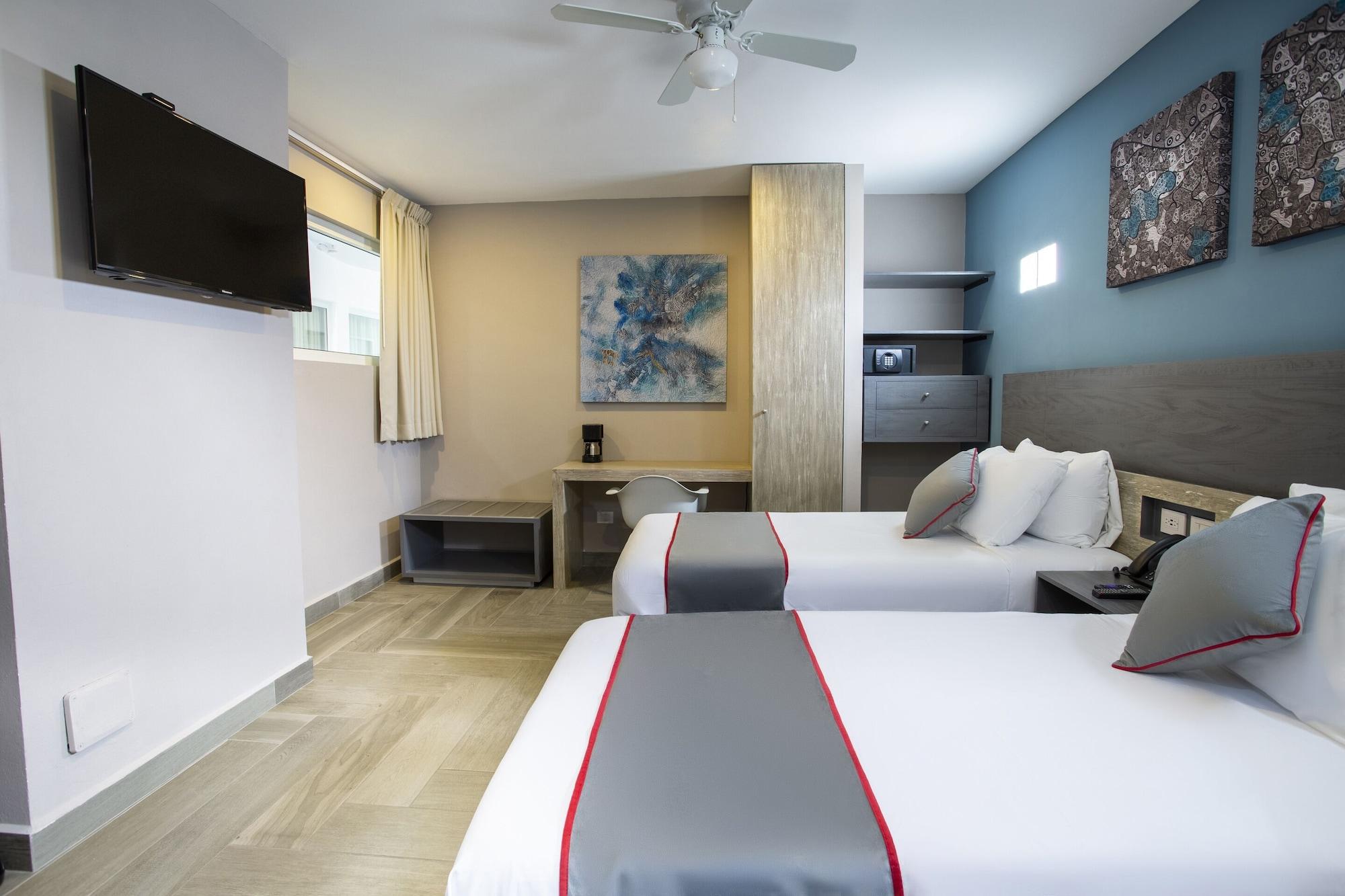 Bfh Attraction Deluxe Hotel Плая-дель-Кармен Экстерьер фото