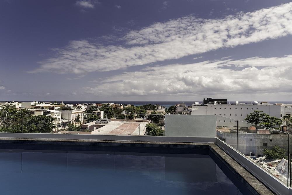Bfh Attraction Deluxe Hotel Плая-дель-Кармен Экстерьер фото